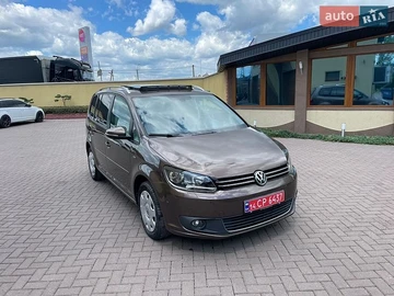 Авто Volkswagen Touran 2013 № 8852509
