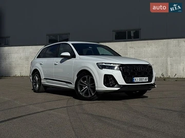 Авто Audi Q7 2024 № 8853165