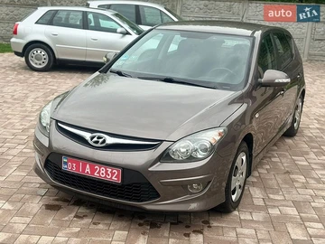 Авто Hyundai I30 2012 № 8853460