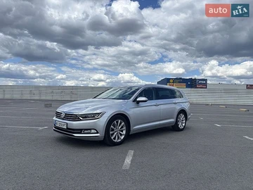 Авто Volkswagen Passat 2018 № 8853605