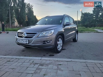 Авто Volkswagen Tiguan 2009 № 8854059