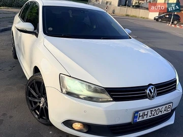 Авто Volkswagen Jetta 2014 № 8854181