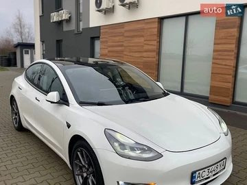Авто Tesla Model 3 2021 № 8854264