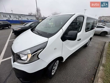 Авто Renault Trafic 2018 № 8854269