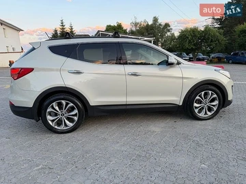 Авто Hyundai Santa Fe 2015 № 8854335