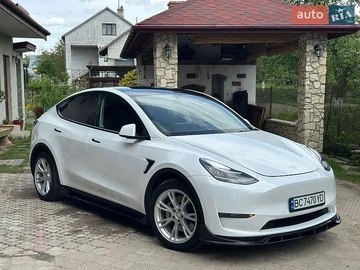 Авто Tesla Model Y 2022 № 8854336