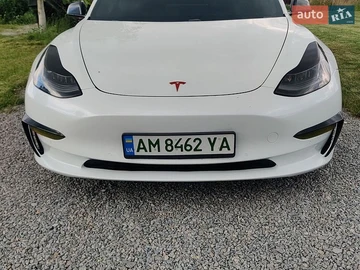 Авто Tesla Model 3 2021 № 8854391