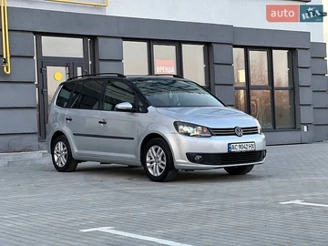 Авто Volkswagen Touran 2012 № 8854408