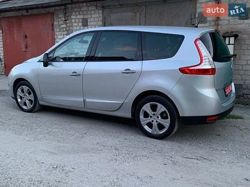 Авто Renault Grand Scenic 2010 № 8854442