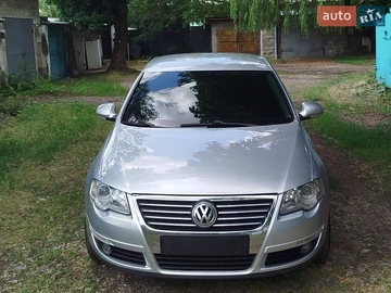 Авто Volkswagen Passat 2005 № 8854504