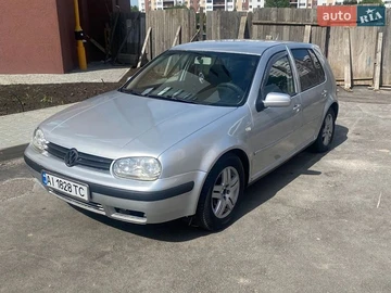 Авто Volkswagen Golf 2002 № 8854787