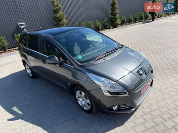 Авто Peugeot 5008 2010 № 8854806