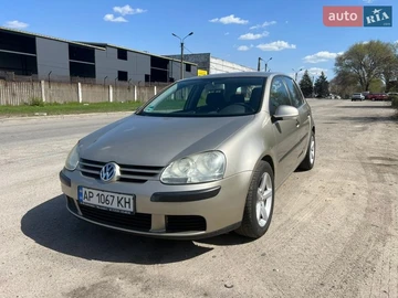 Авто Volkswagen Golf 2004 № 8855008