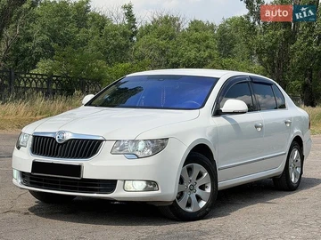 Авто Skoda Superb 2012 № 8855092