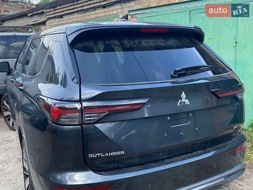 Авто Mitsubishi Outlander 2025 № 8855696