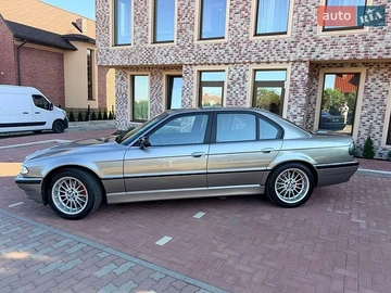 Авто BMW 7 Series 2000 № 8855705