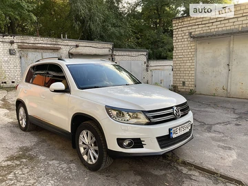 Авто Volkswagen Tiguan 2014 № 8855784