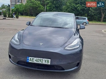 Авто Tesla Model Y 2021 № 8855785