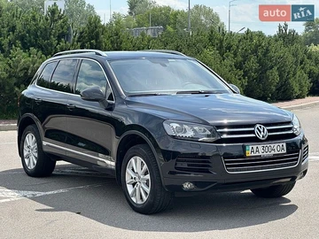 Авто Volkswagen Touareg 2013 № 8855803