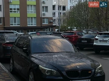 Авто BMW 5 Series 2004 № 8856013