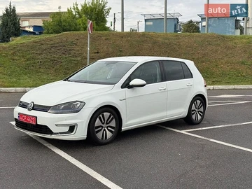 Авто Volkswagen E-Golf 2014 № 8856019