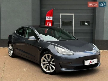 Авто Tesla Model 3 2019 № 8856210