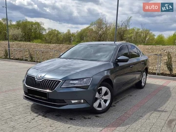 Авто Skoda Superb 2018 № 8856216