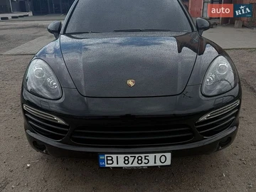 Авто Porsche Cayenne 2013 № 8856230