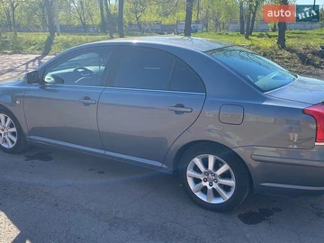 Авто Toyota Avensis 2003 № 8856393