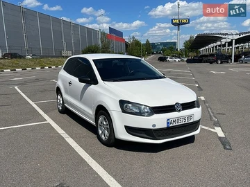 Авто Volkswagen Polo 2011 № 8856399