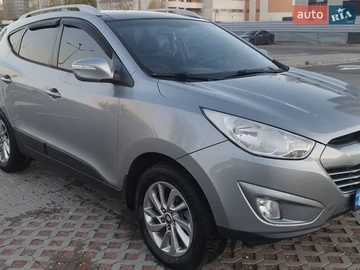 Авто Hyundai Tucson 2010 № 8856443