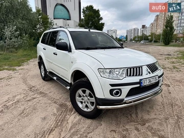 Авто Mitsubishi Pajero Sport 2011 № 8856528