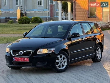 Авто Volvo V50 2011 № 8857017