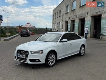 Авто Audi A4 2015 № 8857235