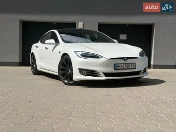 Авто Tesla Model S 2020 № 8857260