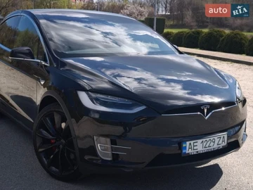 Авто Tesla Model X 2019 № 8857353