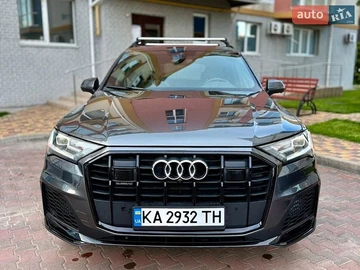 Авто Audi Q7 2021 № 8857370