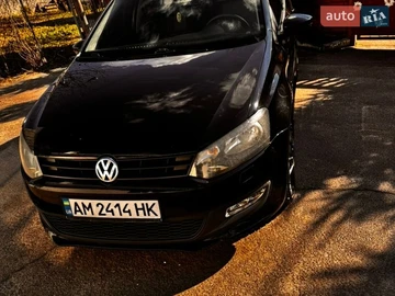 Авто Volkswagen Polo 2011 № 8857659