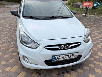 Авто Hyundai Accent 2013 № 8857943