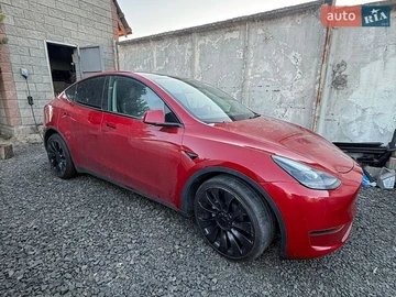 Авто Tesla Model Y 2023 № 8857992