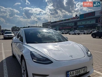 Авто Tesla Model 3 2020 № 8858119