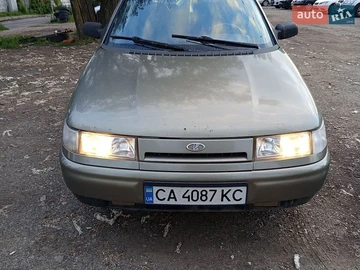 Авто ВАЗ 2112 2002 № 8858129