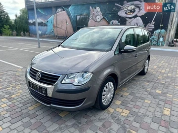 Авто Volkswagen Touran 2008 № 8858146