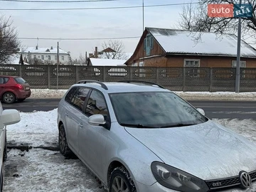 Авто Volkswagen Golf 2010 № 8858498