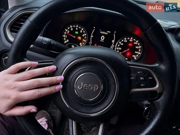 Авто Jeep Renegade 2015 № 8858594