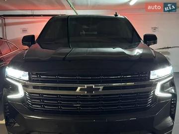 Авто Chevrolet Suburban 2022 № 8858702
