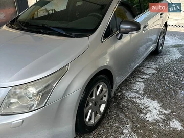 Авто Toyota Avensis 2010 № 8858782