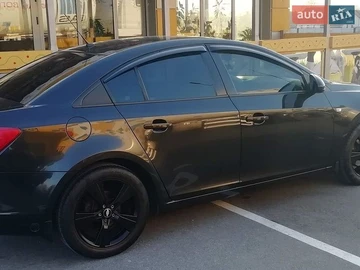 Авто Chevrolet Cruze 2012 № 8858842