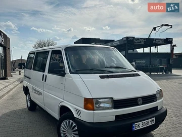 Авто Volkswagen Transporter 2000 № 8858846
