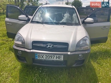 Авто Hyundai Tucson 2007 № 8858861